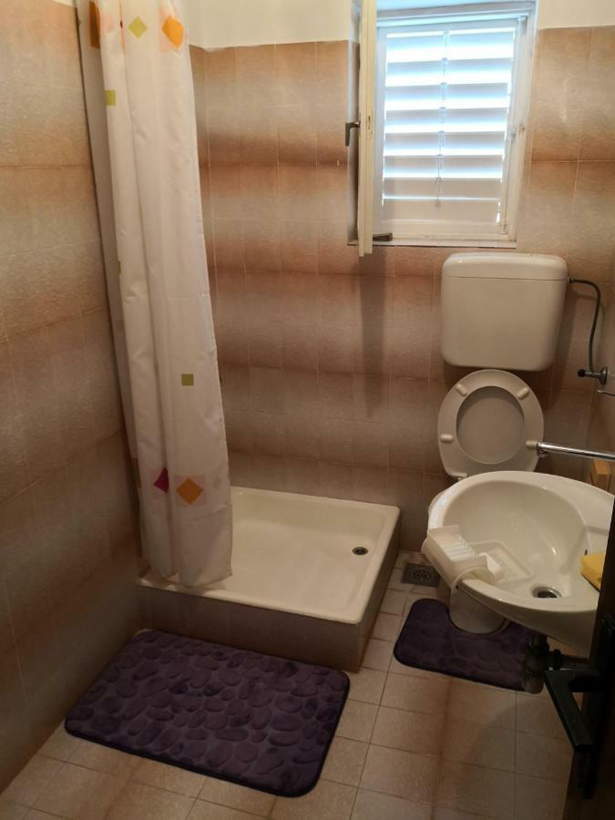 Appartamento Apartman Juraga Murter Esterno foto